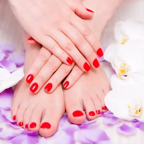 MANICURE & PEDICURE